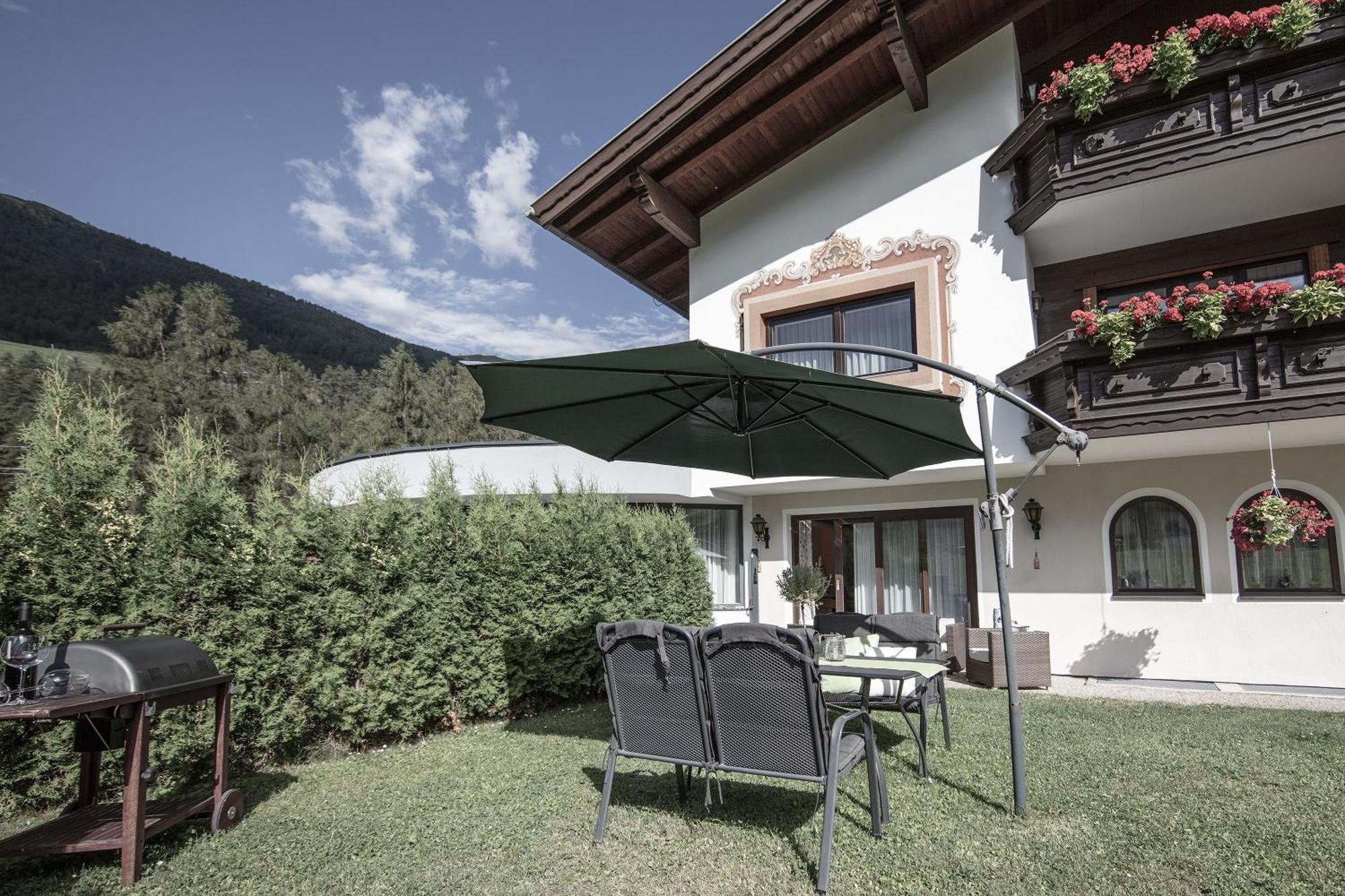 Hotel Garni Rustica Sölden Esterno foto